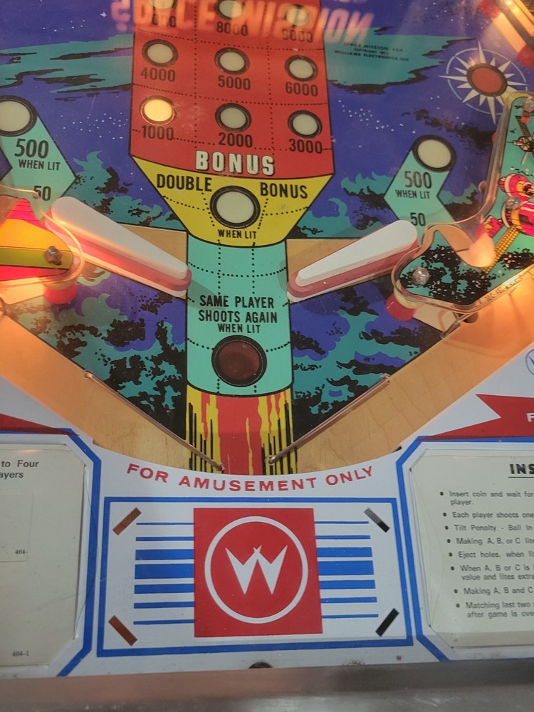 Space Mission Pinball Machine In Excellent Condition