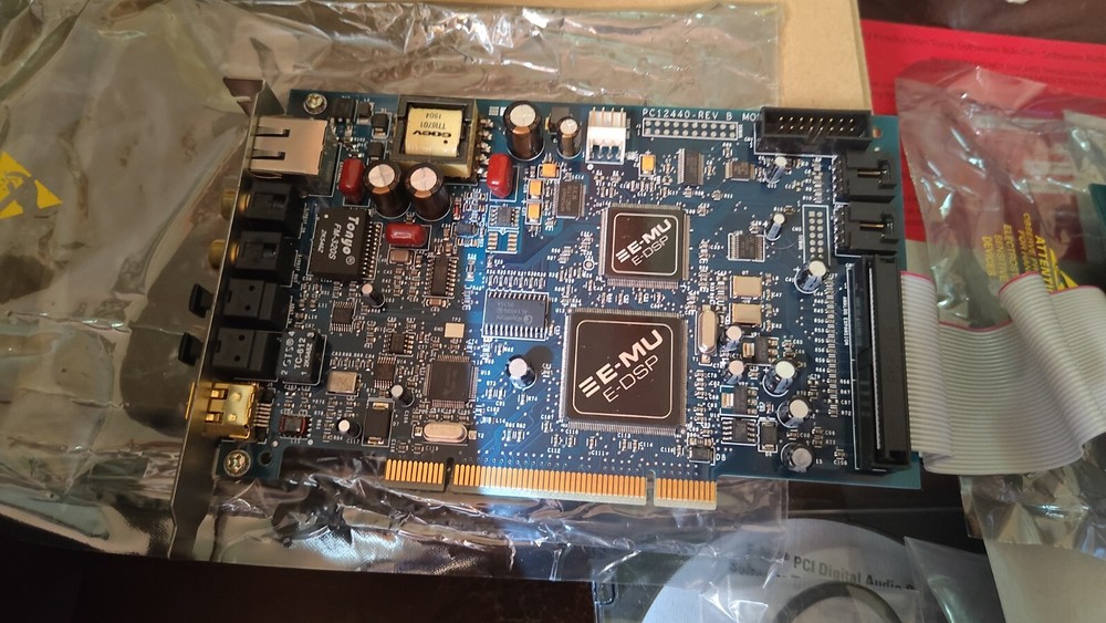 Pc Pro class PCI studio sound cards set : Creative professional E-MU 1212m