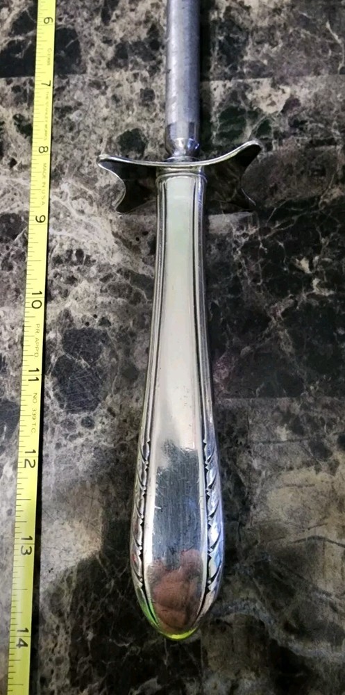 HOLMES & EDWARDS c1933 FIRST LADY SILVERPLATE HANDLE LARGE HONE/ KNIFE SHARPENER