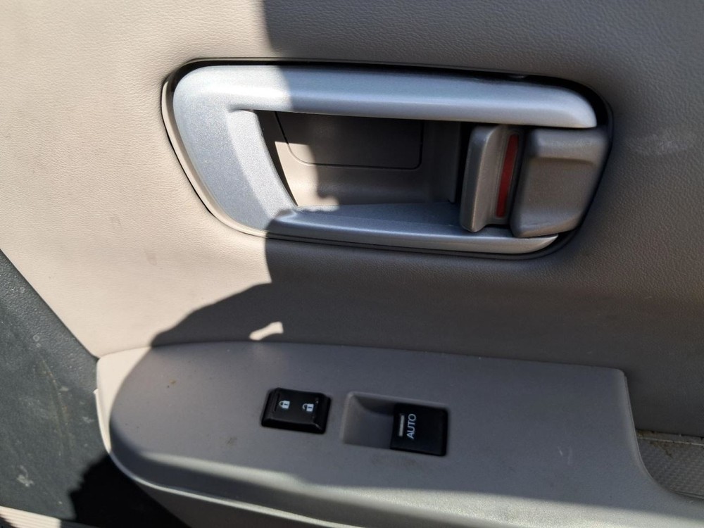PILOT 2013 Glove Box 5022428