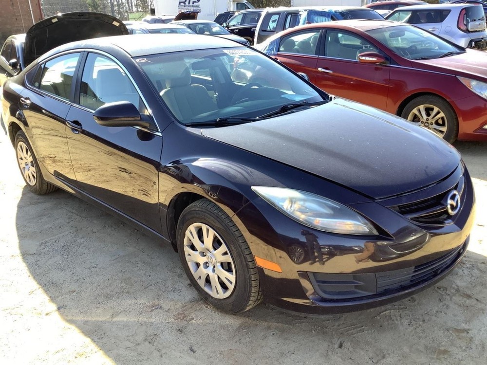 6 2011 Glove Box 4882914