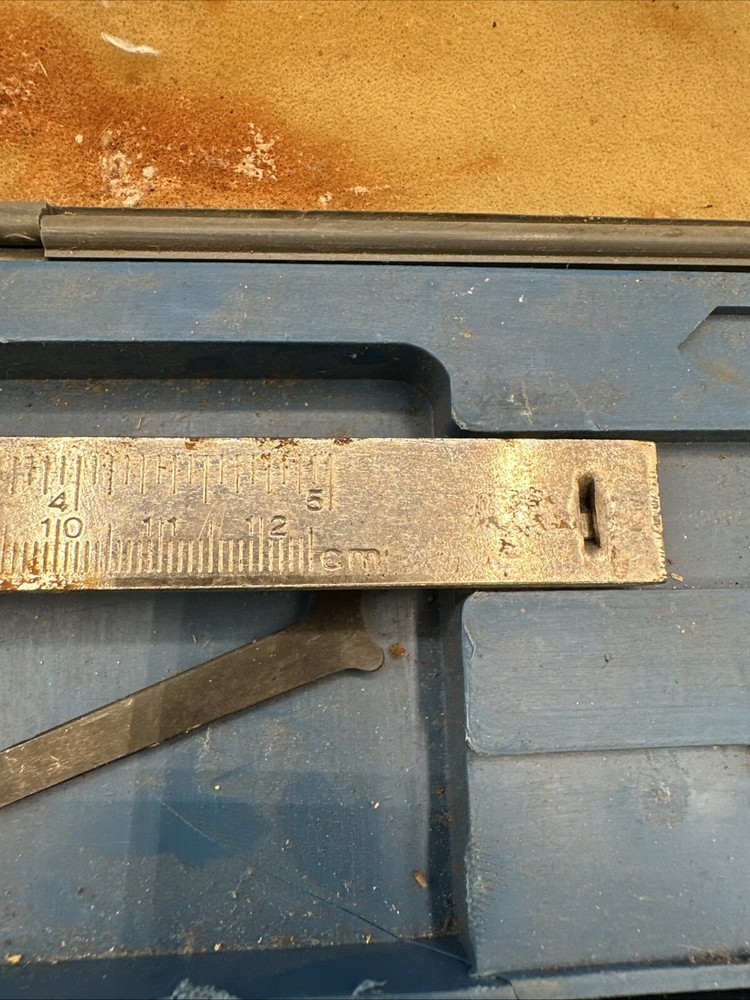 MICROMETER - 0-1" x .001 Outside Micrometer Set With Other Tools Box Square
