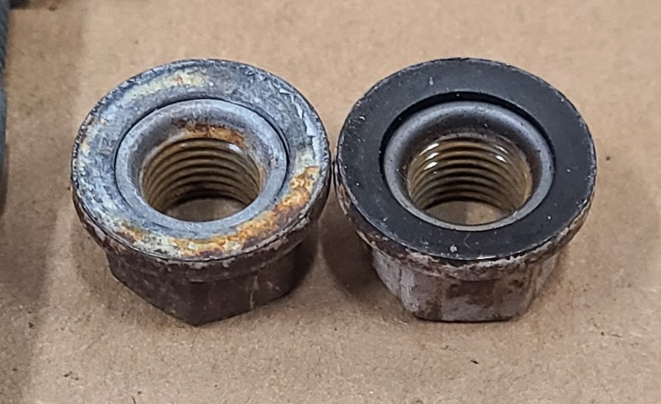 OEM 2013-2018 RAM 1500 2500 Mopar Transfer Case Stabilizer Stud & Mounting Nuts