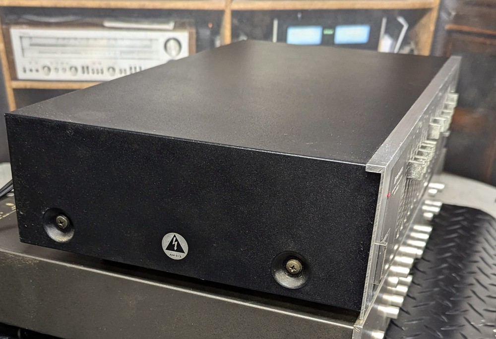 Pioneer SG-550 graphic equalizer