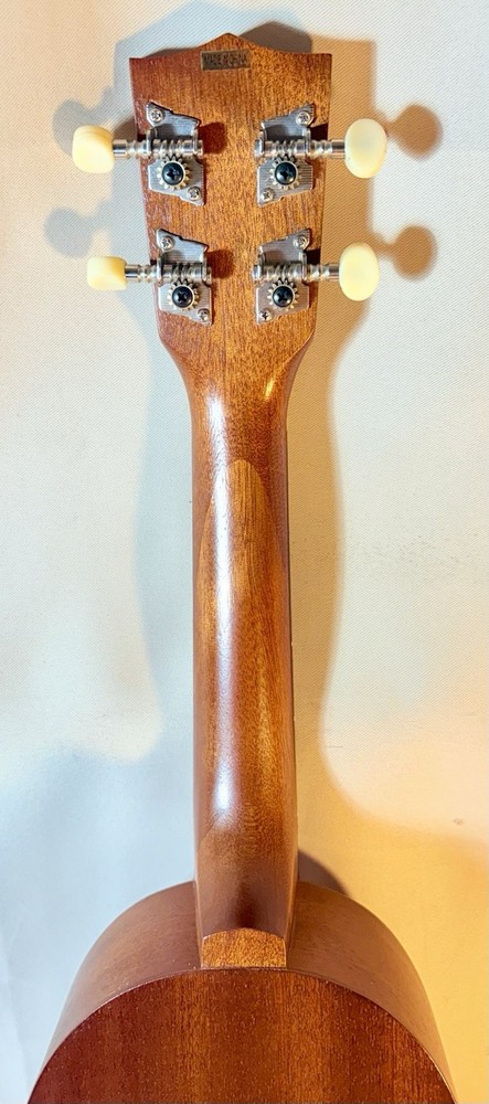 MAKALA SOPRANO UKULELE Mod MK-P 1205