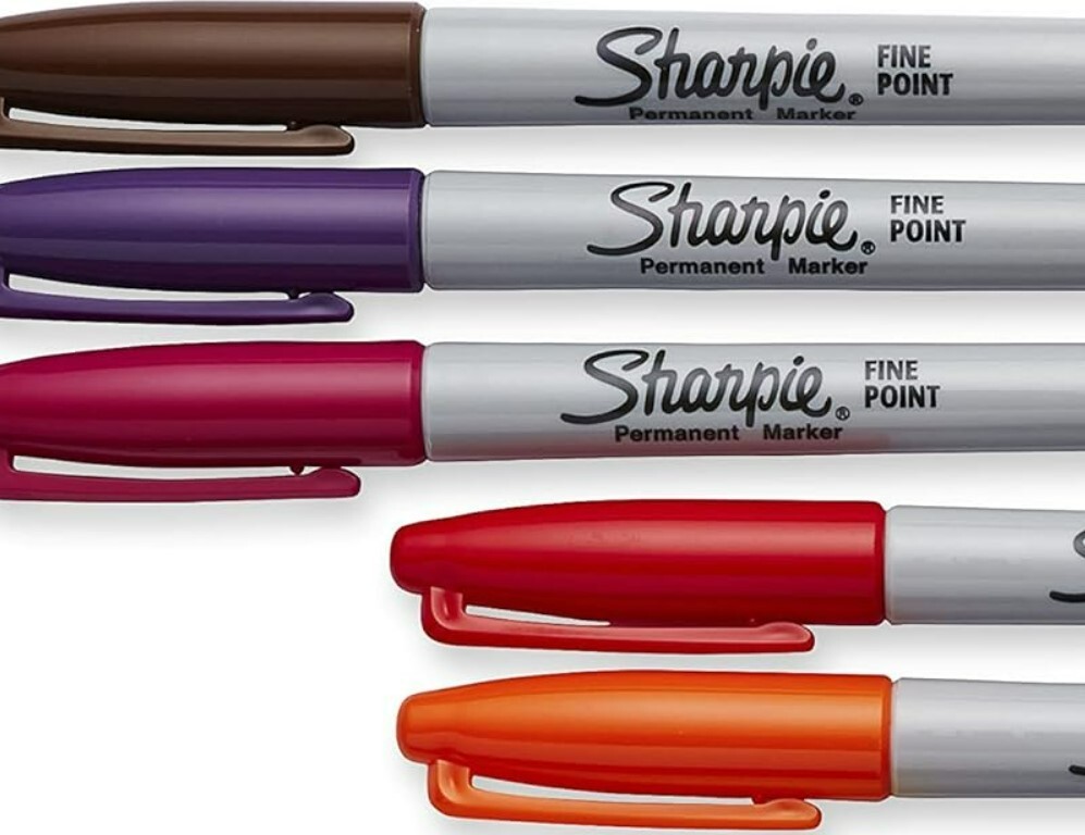 Permanent Markers Set 12 Fine permanent marker Marks on most surfaces Resistant