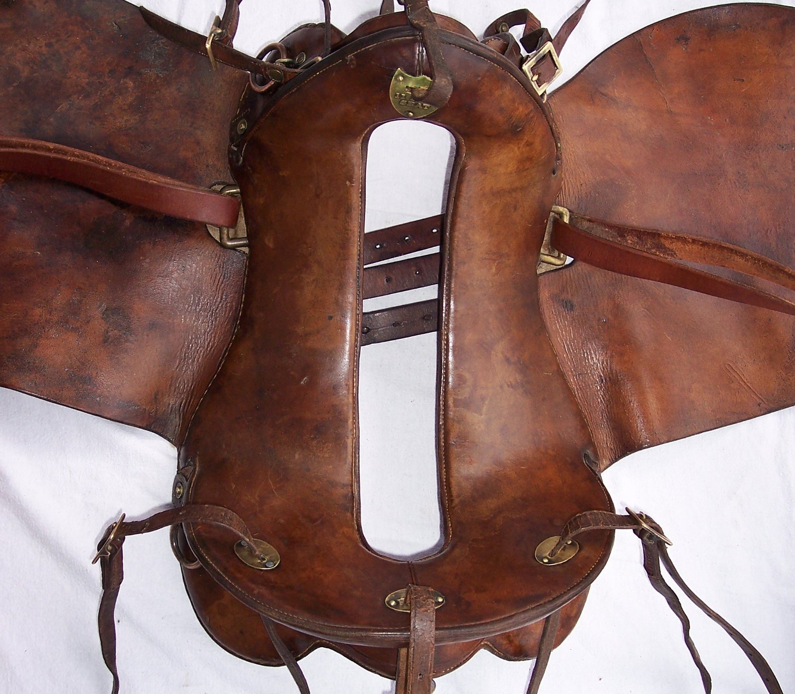 Antique US Cavalry Saddle Brass US Conchos Military McClellan 11" Seat Marked