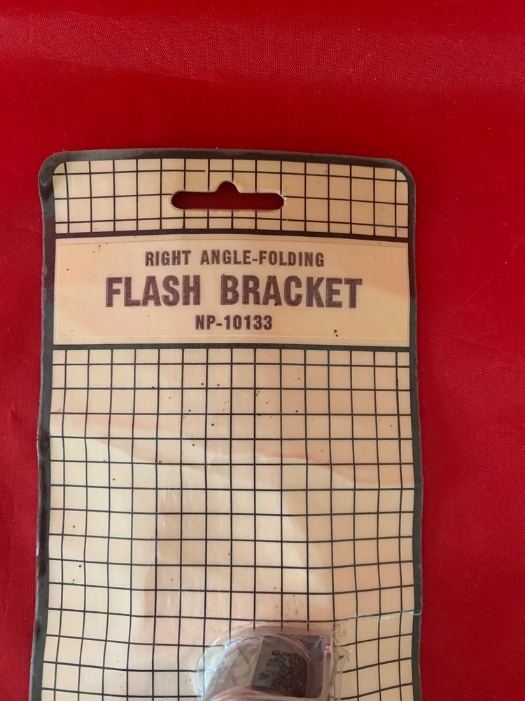 NOS Naren Right Angle-Folding Flash Bracket NP-10133 (3M)