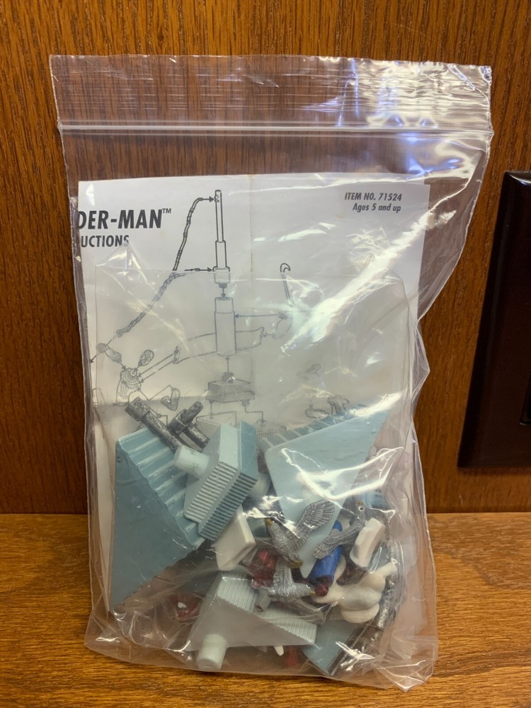 Marvel Figure Factory SPIDERMAN no box