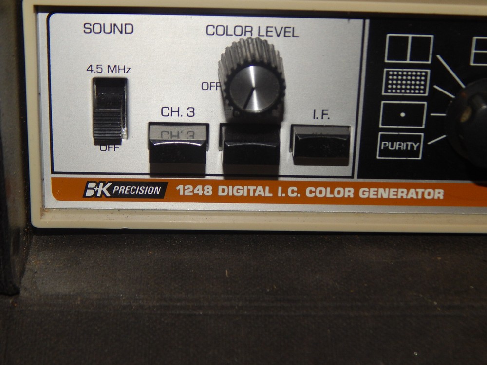 B&K PRECISION 1248 DIGITAL I. C. COLOR GENERATOR W/CASE & CD USER GUIDE