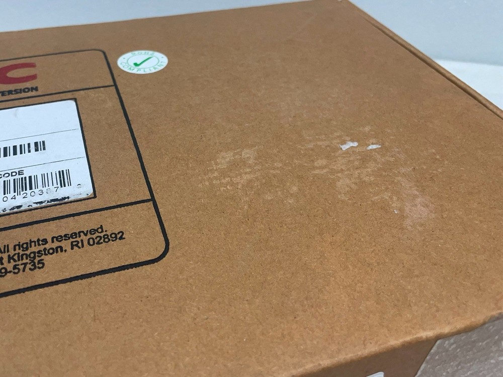 New APC AP9564 Basic Rackmount PDU 20A 120V L5-20