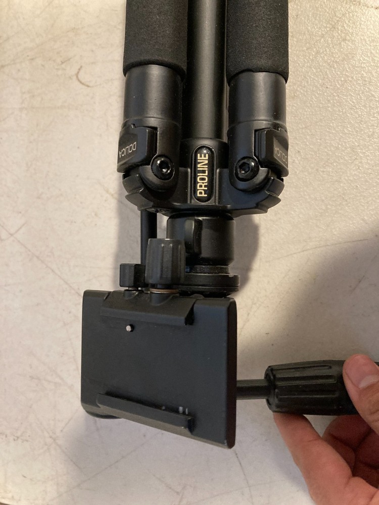 Proline Dolica AX680P104 Floor Standing Tripod