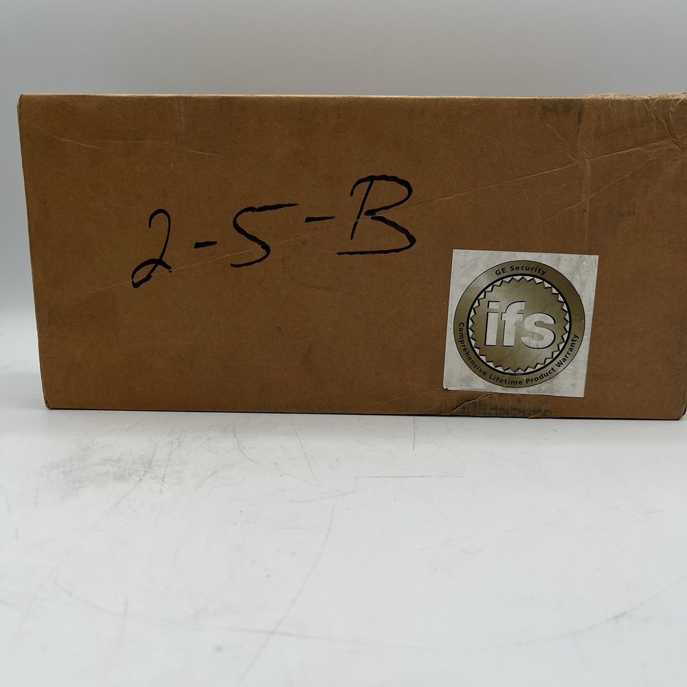 BRAND NEW!! Interlogix (4 Wire) Data Transceiver Rack Mount - D1315WDMA