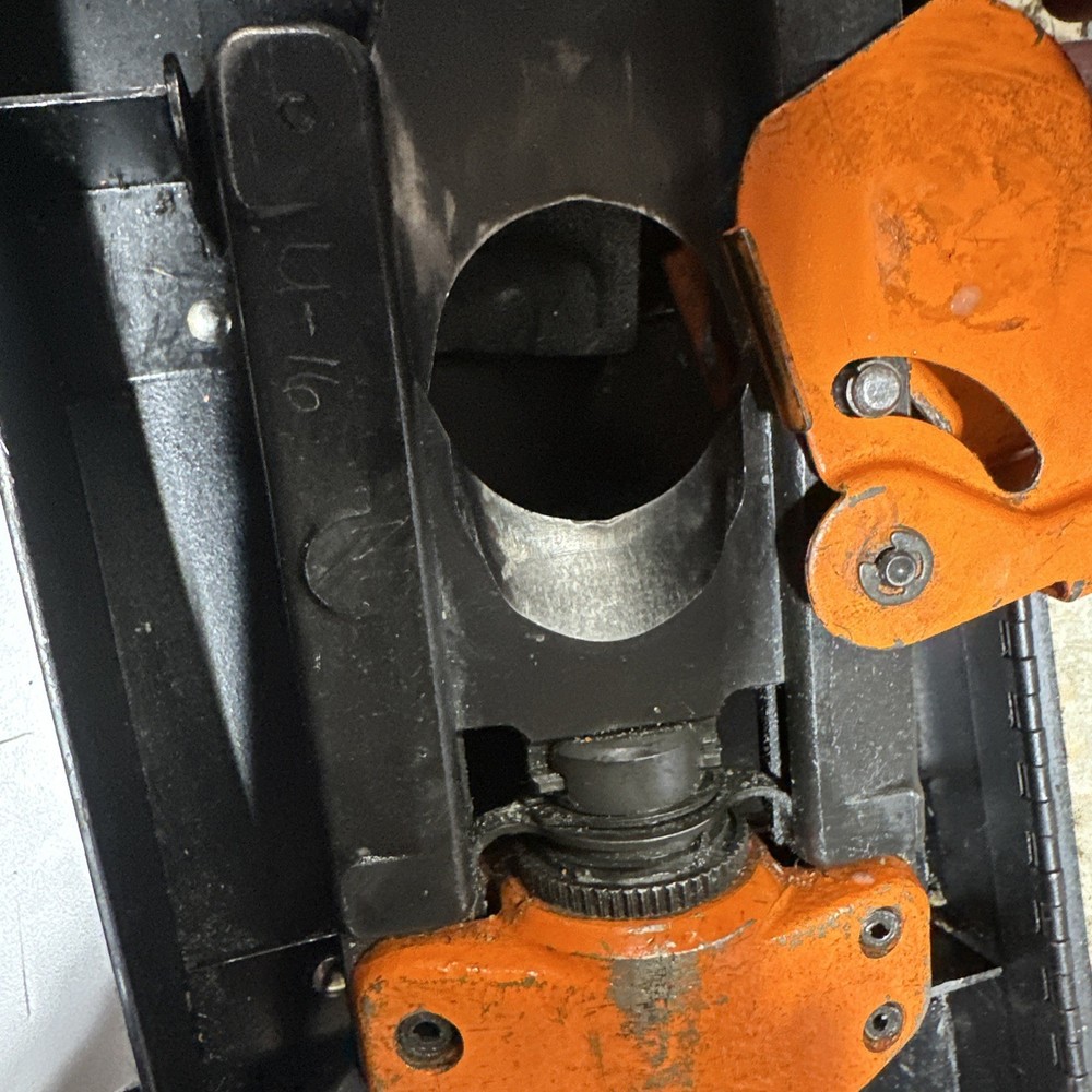 Thomas & Betts T&B 367 Hydraulic Cable Cutter