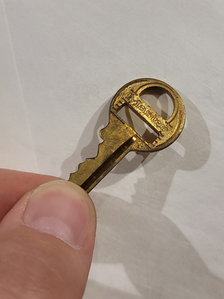 Master Lock Padlock Replacement Key Code 3210 Old Stock Ready To Ship