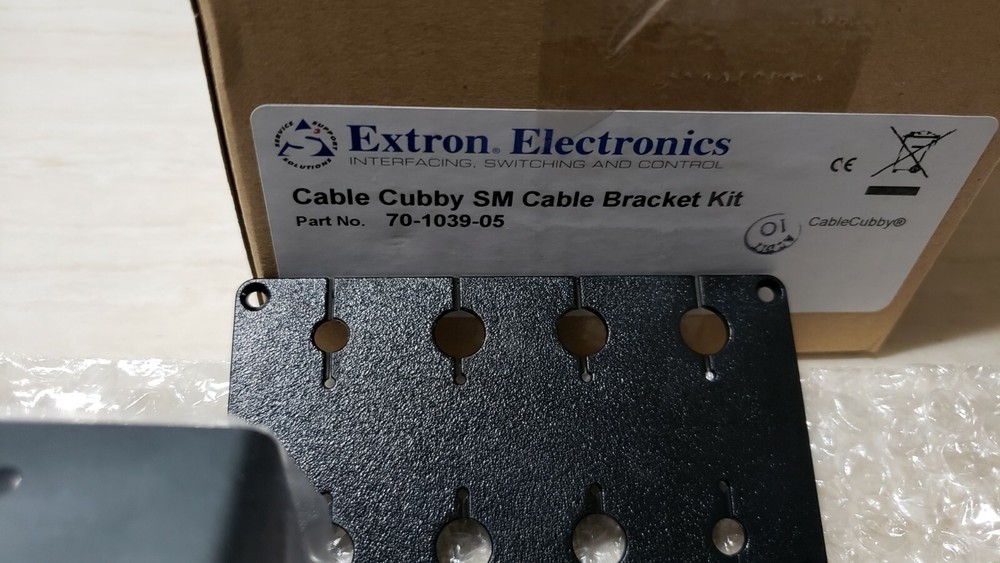 Extron 70-1039-05 SM Cable Cubby Bracket Kit
