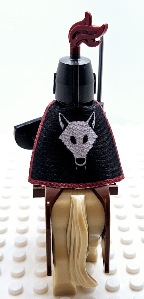 Custom Castle WOLFPACK Knight Commander (1 Figure + Horse & Barding)