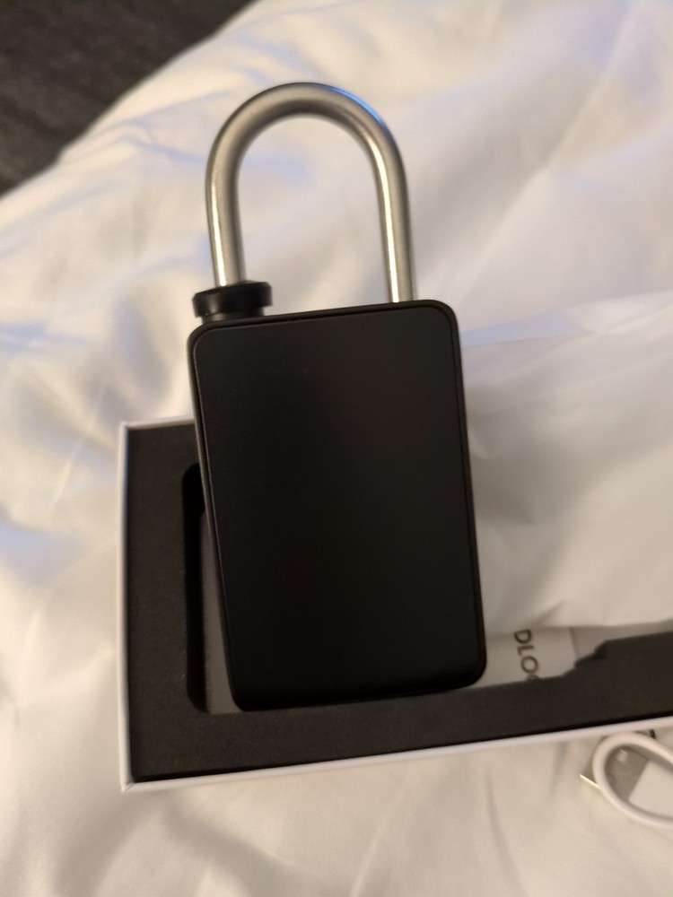 Fingerprint Smart Lock Padlock New Rechargeable