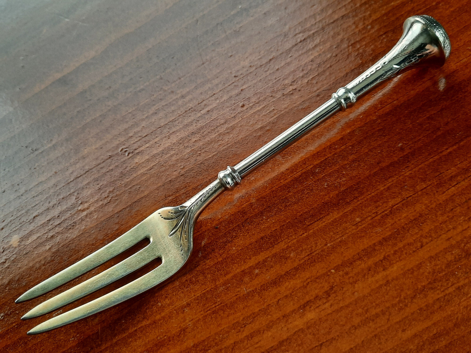 Coin Silver James Bingham Seal Top Pastry Fork, Mono