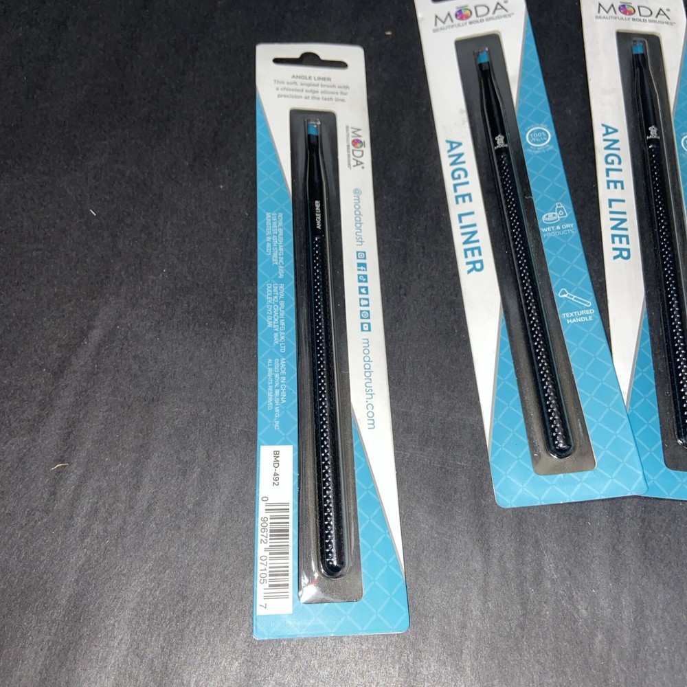 4 Pack Angled Liner MŌDA Cosmetic Brush