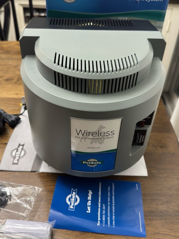PetSafe Wireless Pet Containment System PIF-300 Open Box Complete