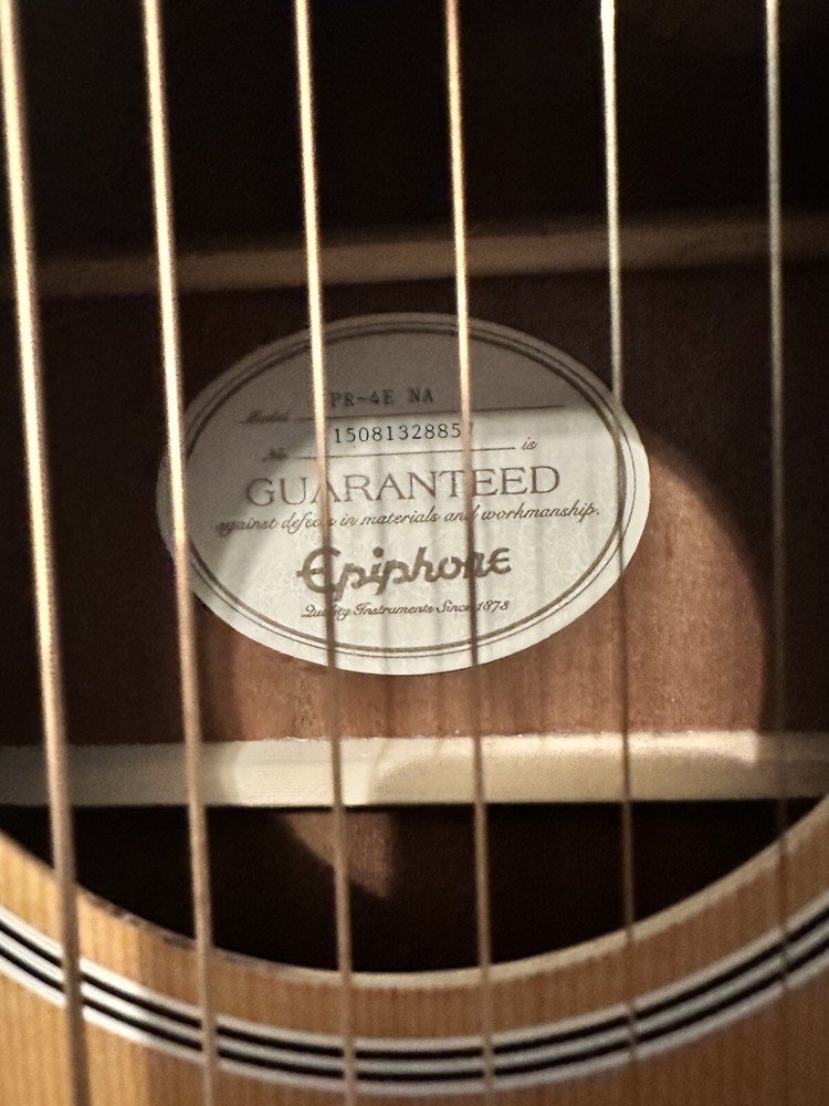 Epiphone Pr-4e Acoustic/Electric Guitar Player Pack