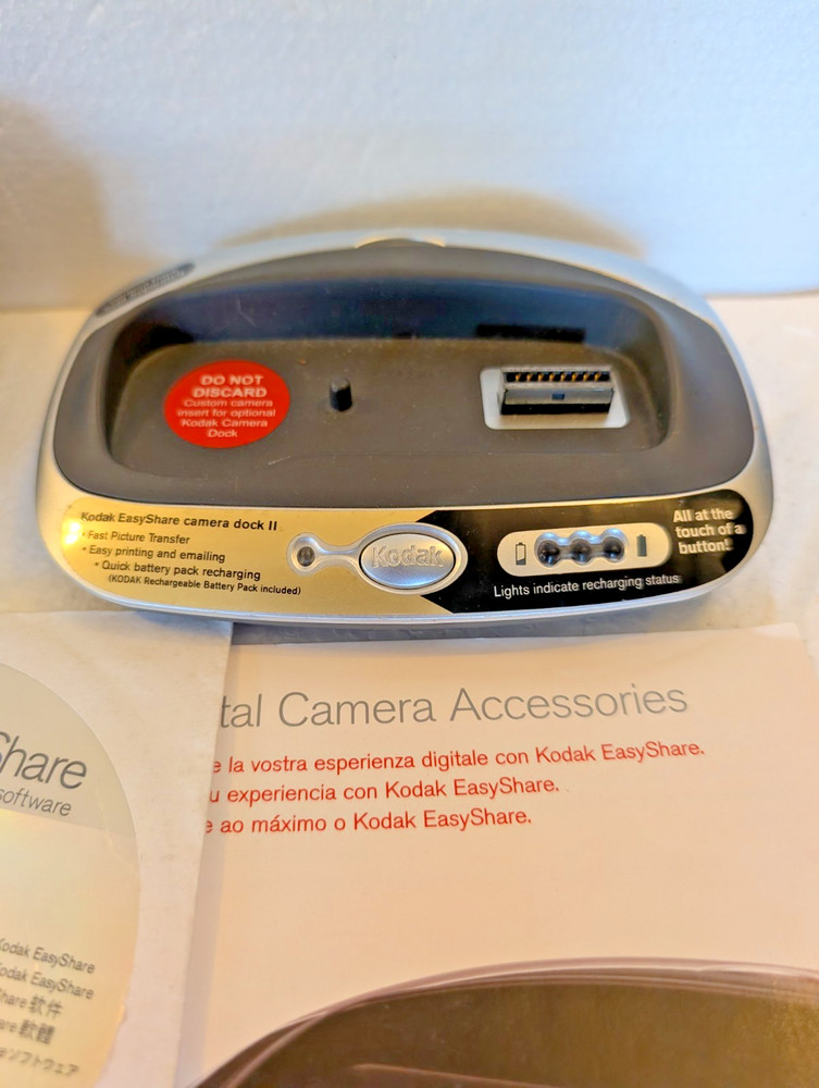 Kodak Easy Share Camera & Dock Stn Spares Repairs Untested