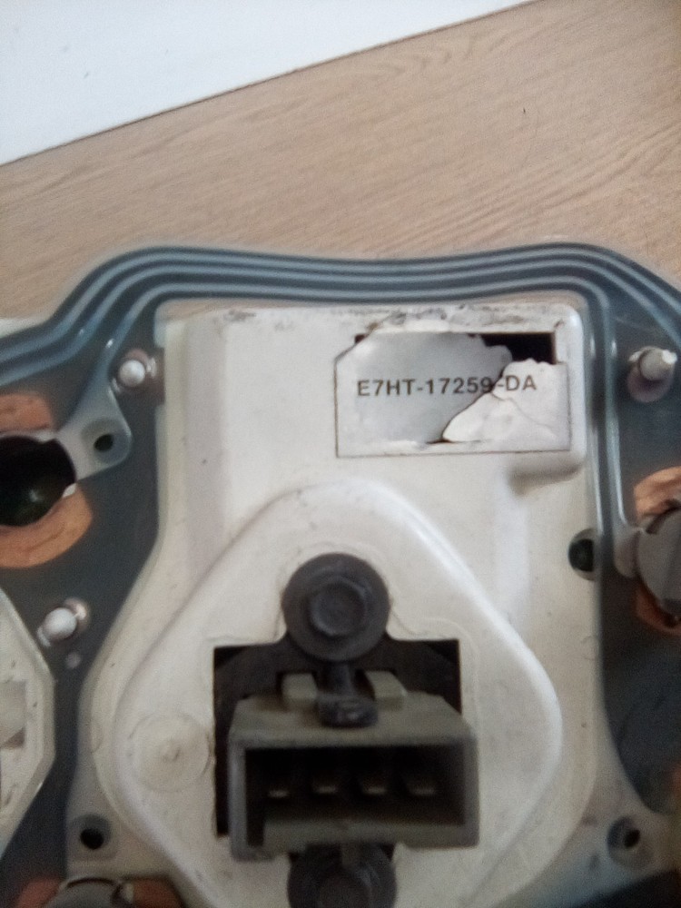 Sterling E7HT-17259-DA Speedometer Cluster