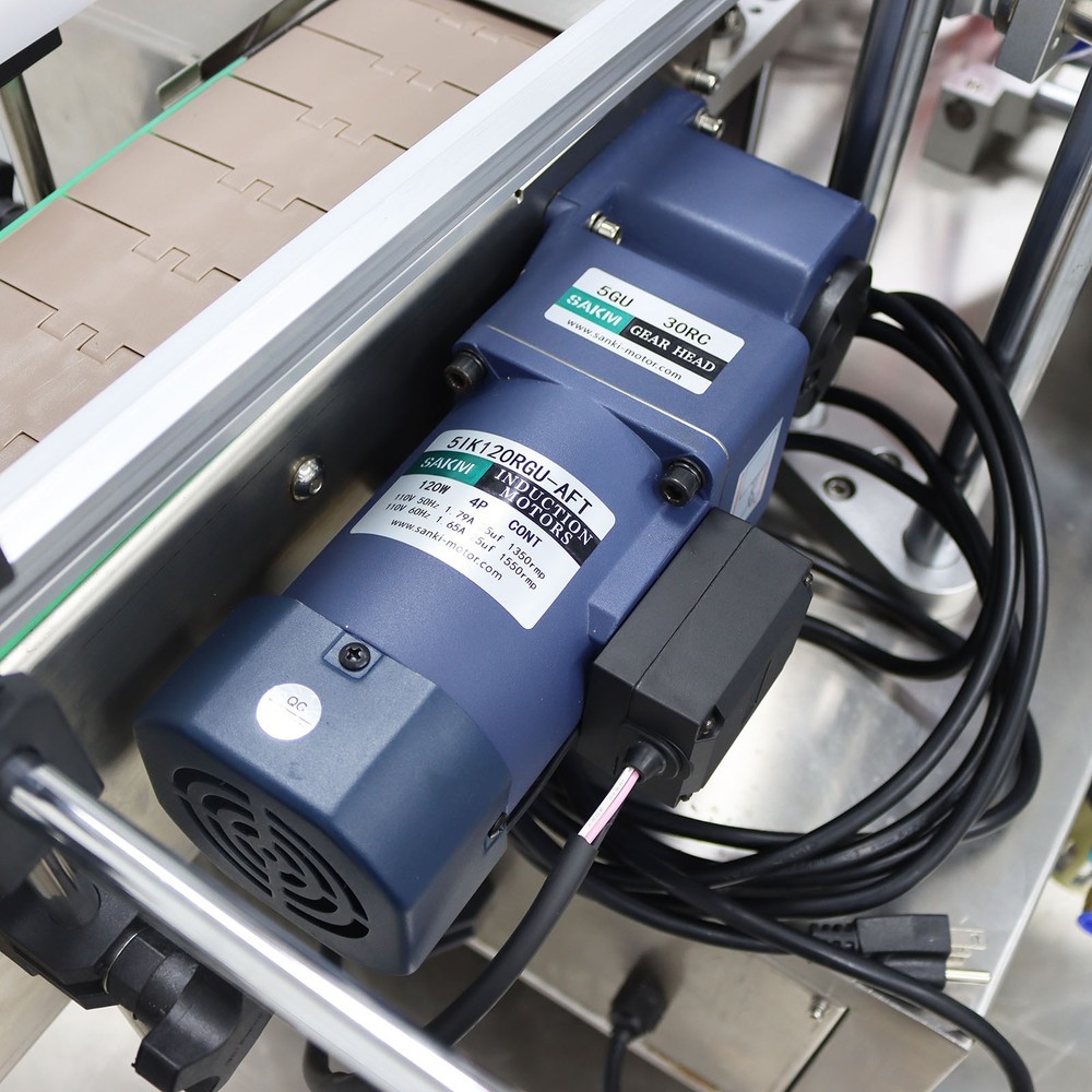 TECHTONGDA Automatic Round Bottle Label Applicator Fixed Point Labeling 110V