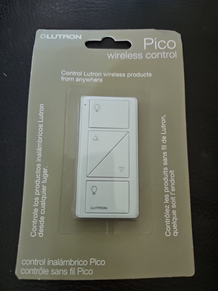 Lutron PJ2-4B-GWH-L01 4-Button Wireless Control (White)