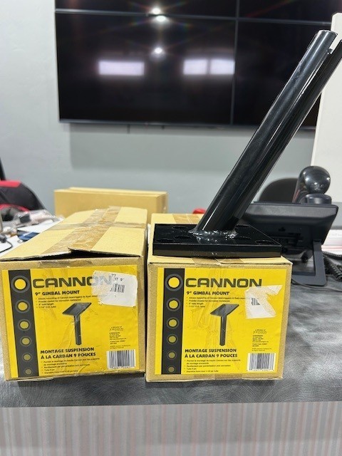 CANNON 9" GIMBAL MOUNT