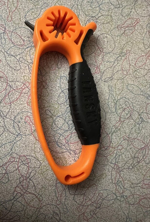 LANSKY LTCBH BROADHEAD SHARPENER ARROW SHARPENER