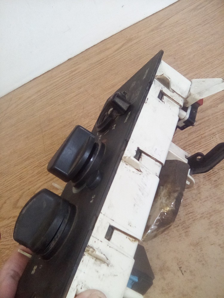 2004 Mack OEM Climate Control "READ DESCRIPTION"