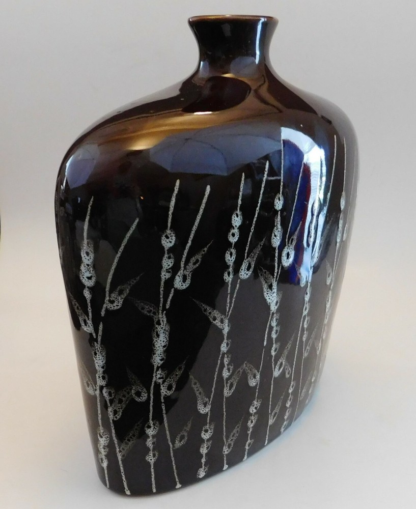 Vase Ceramic Large Brown White Grass Leaf Pattern Bottle Shape Unmarked