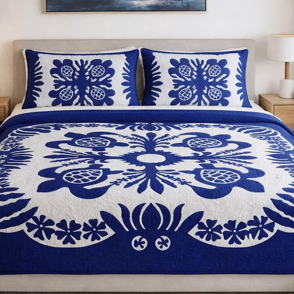 Hawaiian Quilt Bedspread – Honu (Sea Turtle) Design