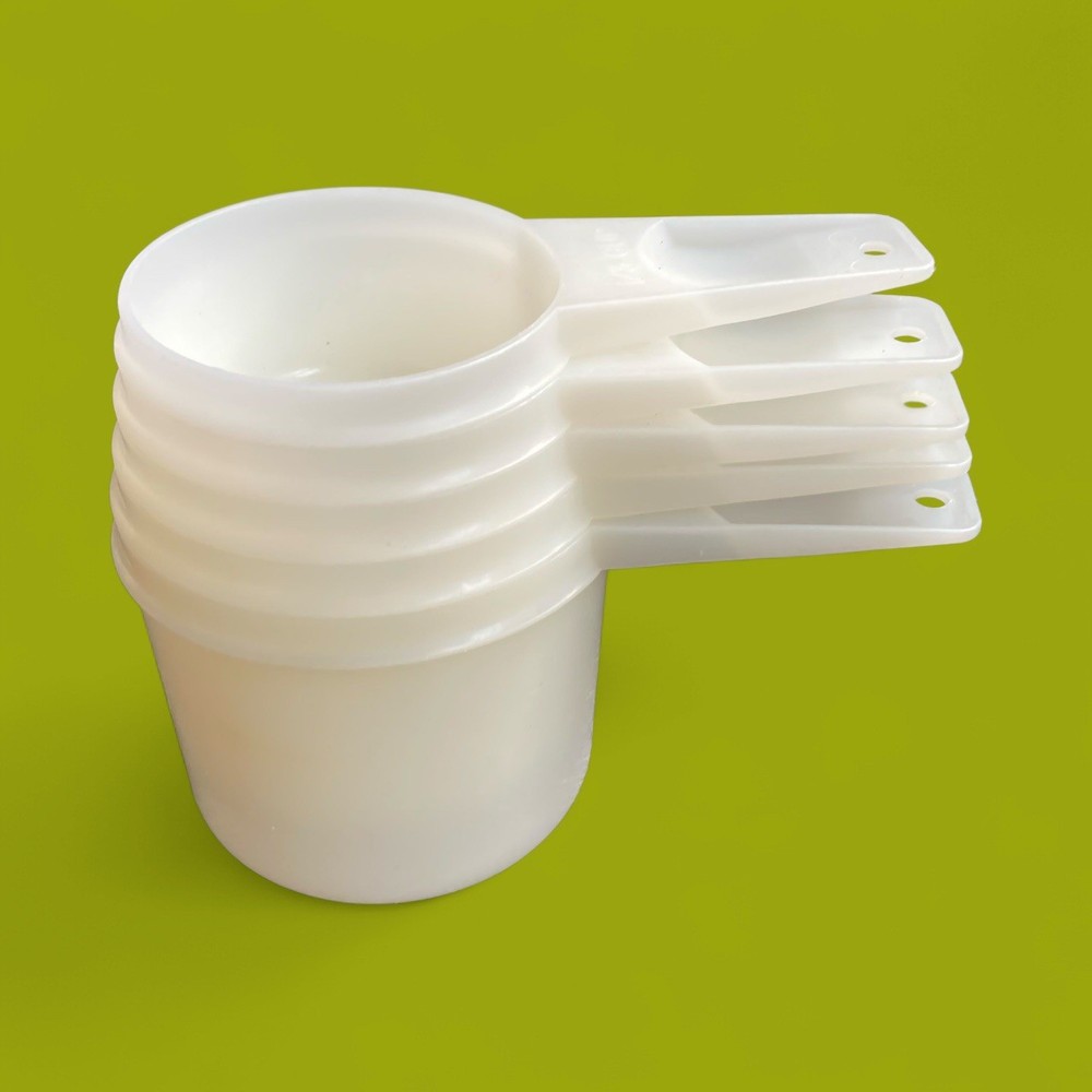 Set Of 5 Vintage Clear Tupperware Dry Measuring Cups