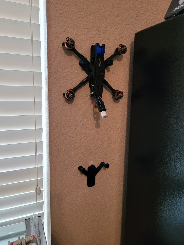 FPV drone Hanger. Compatible With All Sizes Of Drones.
