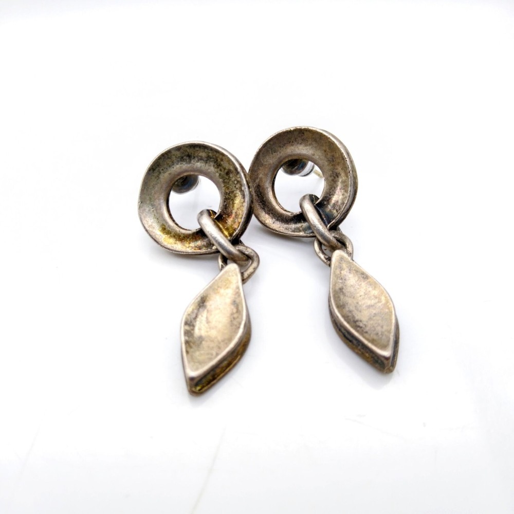 Vintage Dangling Silver Tone Earrings With Leaf Design