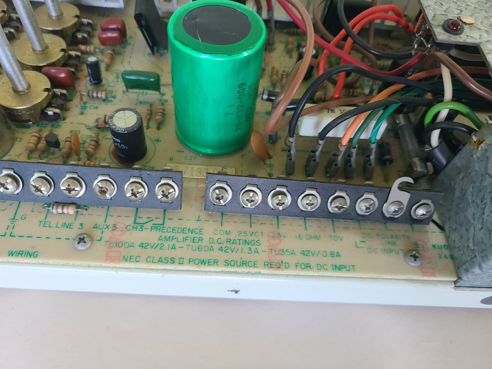 Bogen Model TU-60A 60 Watt Amplifier, Powers Up, AS IS UNTESTED