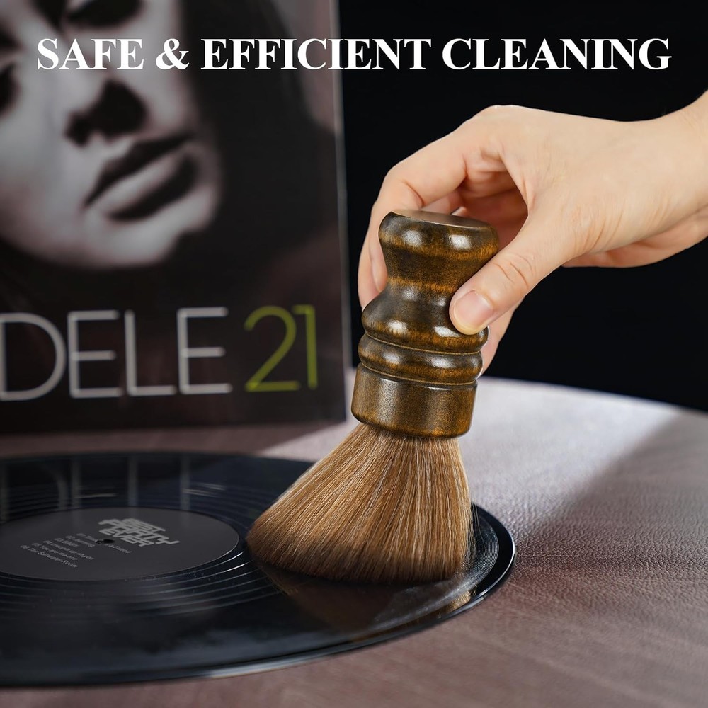 Beechwood Handle Vinyl Record Cleaner - Soft & Adjustable Bristle Design