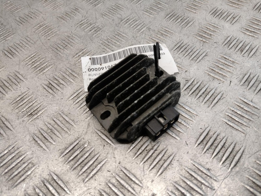 2010 GILERA RUNNER 125 RUNNER 125 RECTIFIER REGULATOR