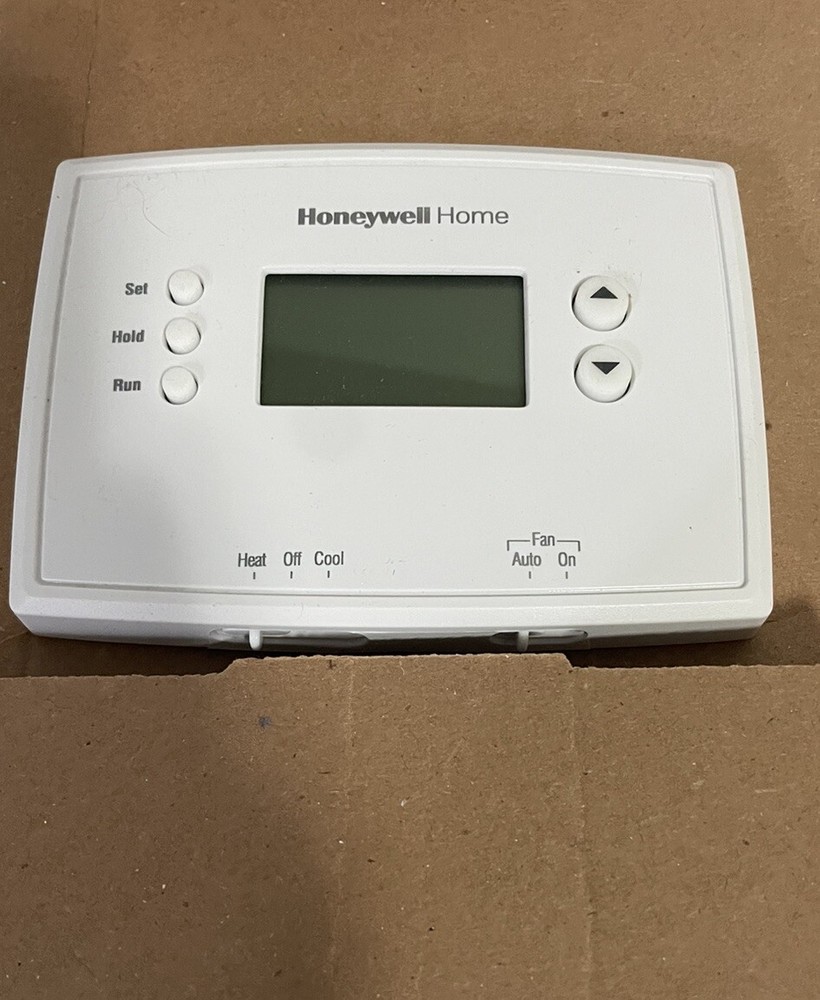 HONEYWELL RTH221B DIGITAL DISPLAY PROGRAMMABLE THERMOSTAT