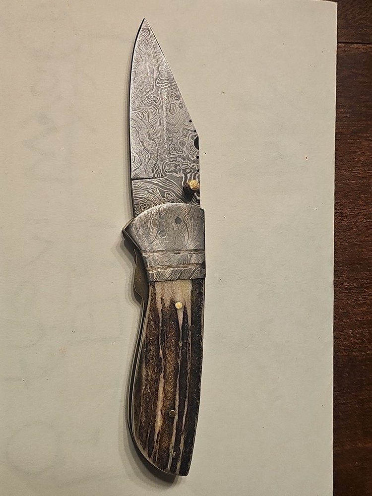 Custom Damascus Blade Lock Back  With Textured Handle and leather Sheath