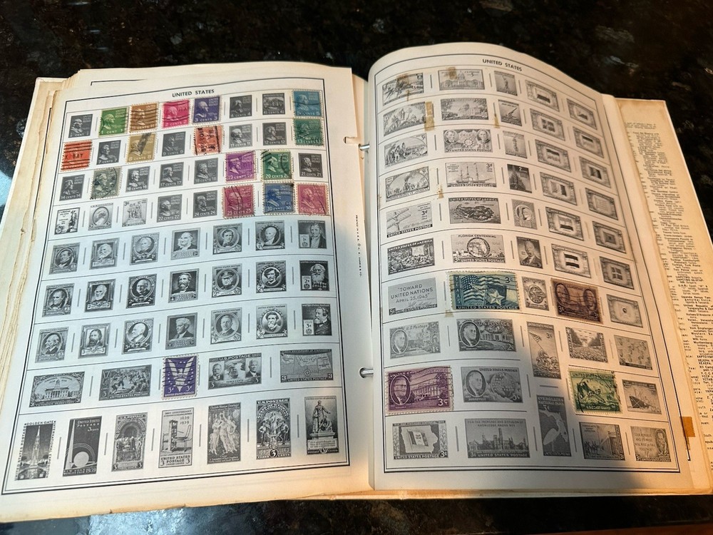 VTG 1977 Traveler Stamp Album With Many Stamps.