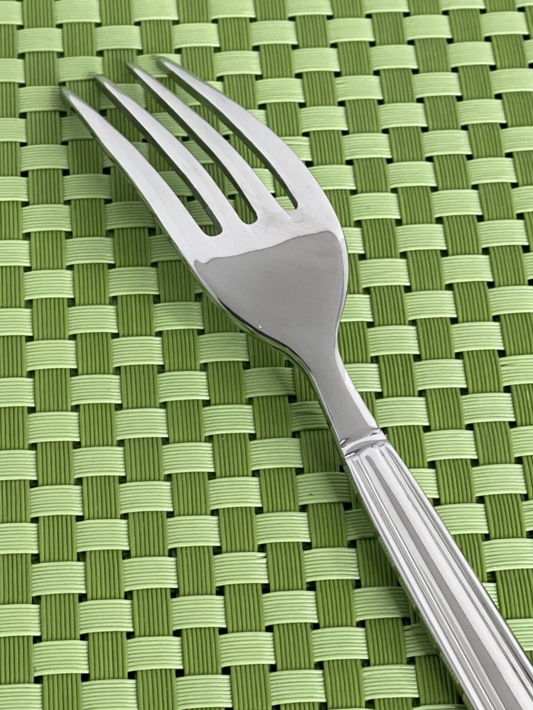 Fortessa METROPOLITAN Stainless Dinner Fork 18/10 Glossy Ribbed Flatware