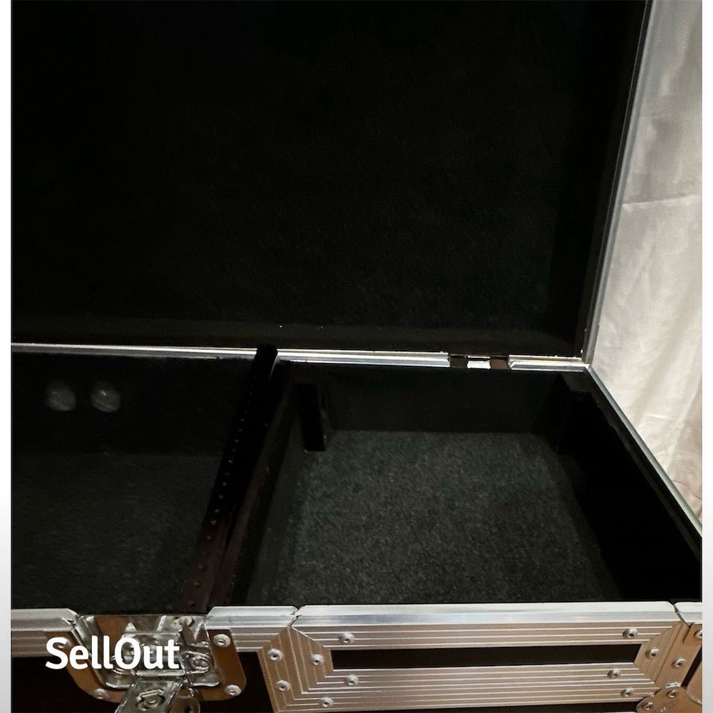 Odyssey DJ Coffin Case w/ Glide Style Laptop Platform for Controller 48”19”x9”