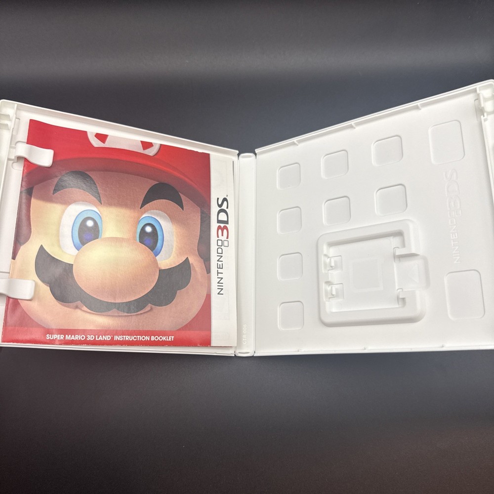 Super Mario 3D Land Nintendo 3DS Empty Case ONLY (no game)