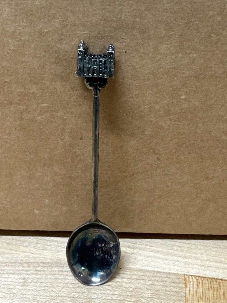 CASTLE TOPPER SOUVENIR SPOON 3D PLATED NICKEL SILVER VINTAGE RETRO COLLECTOR