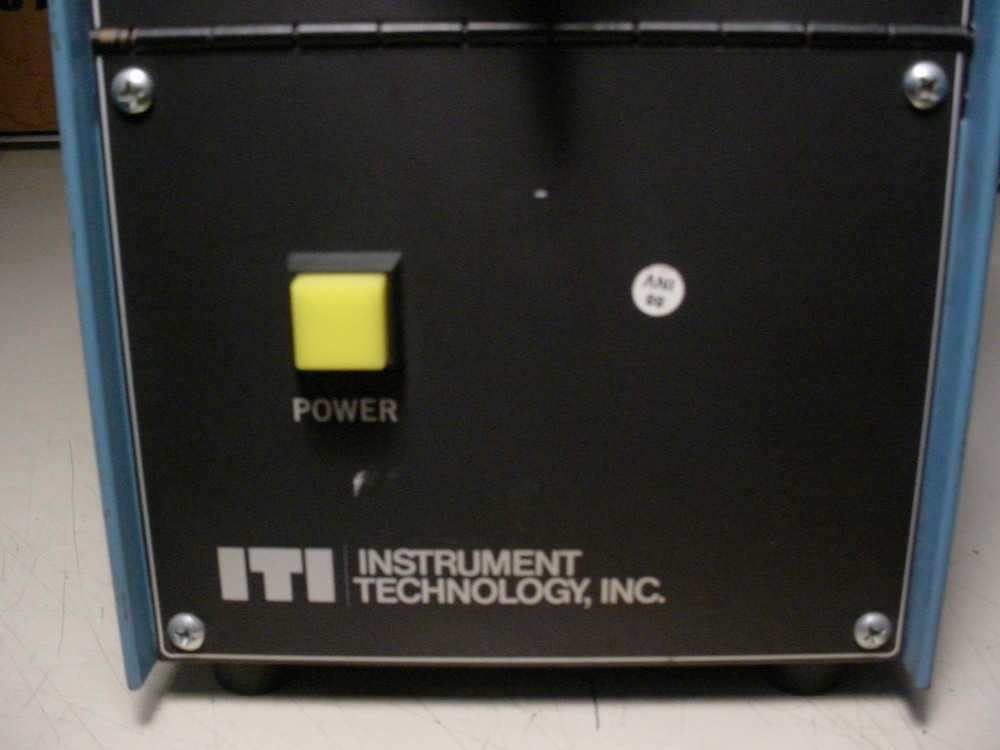 Instrument Technology 125010 Fiber Optic light source