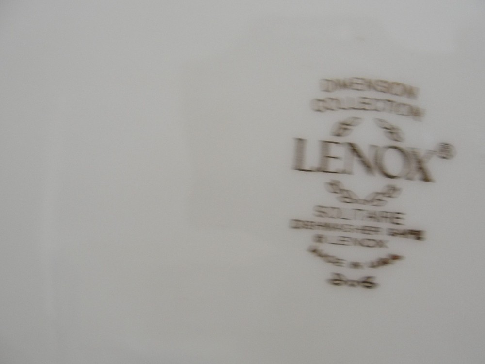 LENOX SOLITAIRE OVAL BOWL 10 3/8"